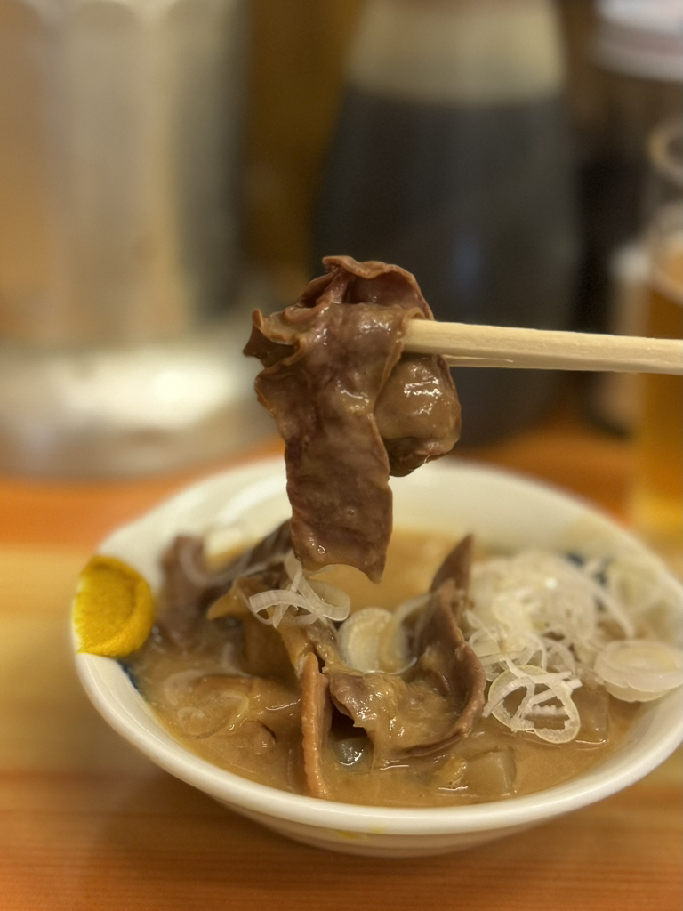 大宮のいづみや名物 とろとろモツ煮込み定食