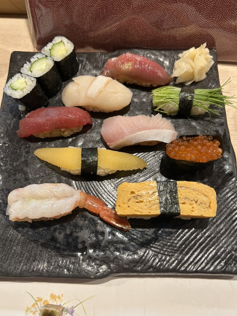大宮の豊鮨で味わう熟成寿司ランチの握り盛り合わせ