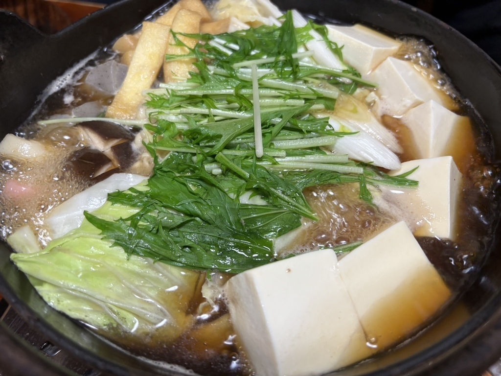 具沢山で色鮮やかなとりそっぷちゃんこの具材