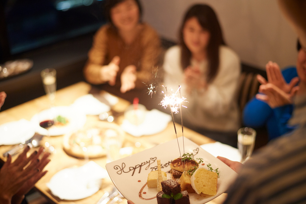 横浜 誕生日 デザートプレート サプライズ