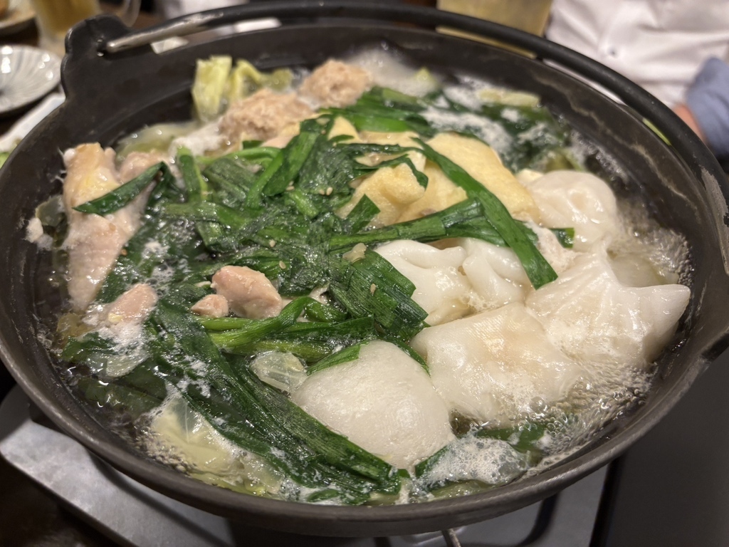 ちゃんこ鍋 鶏とエビ餃子 両国ランチ グルメ
