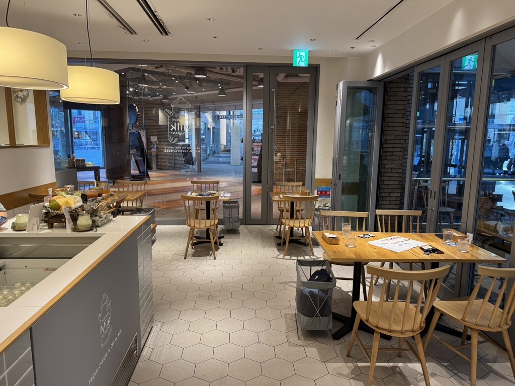 TAKANASHI 店内 ナチュラル空間