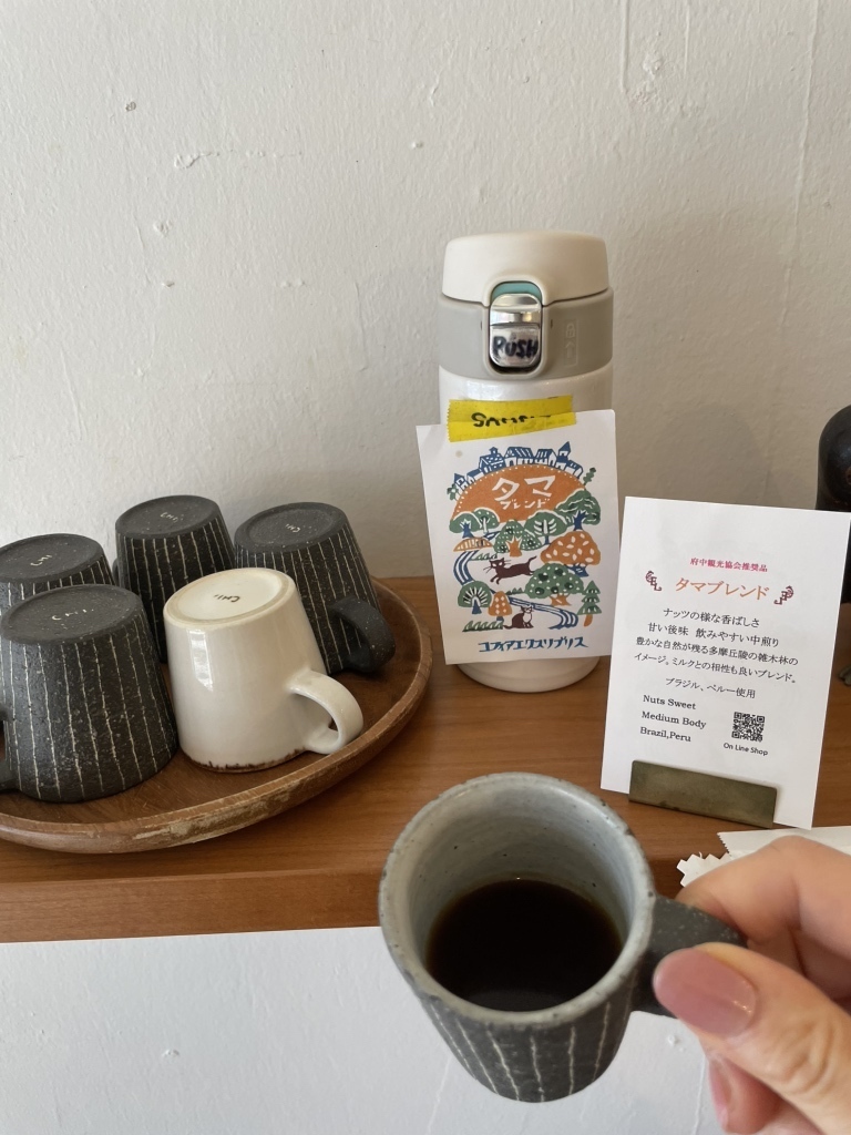 ドイツ・プロバット社製焙煎機とコーヒー豆