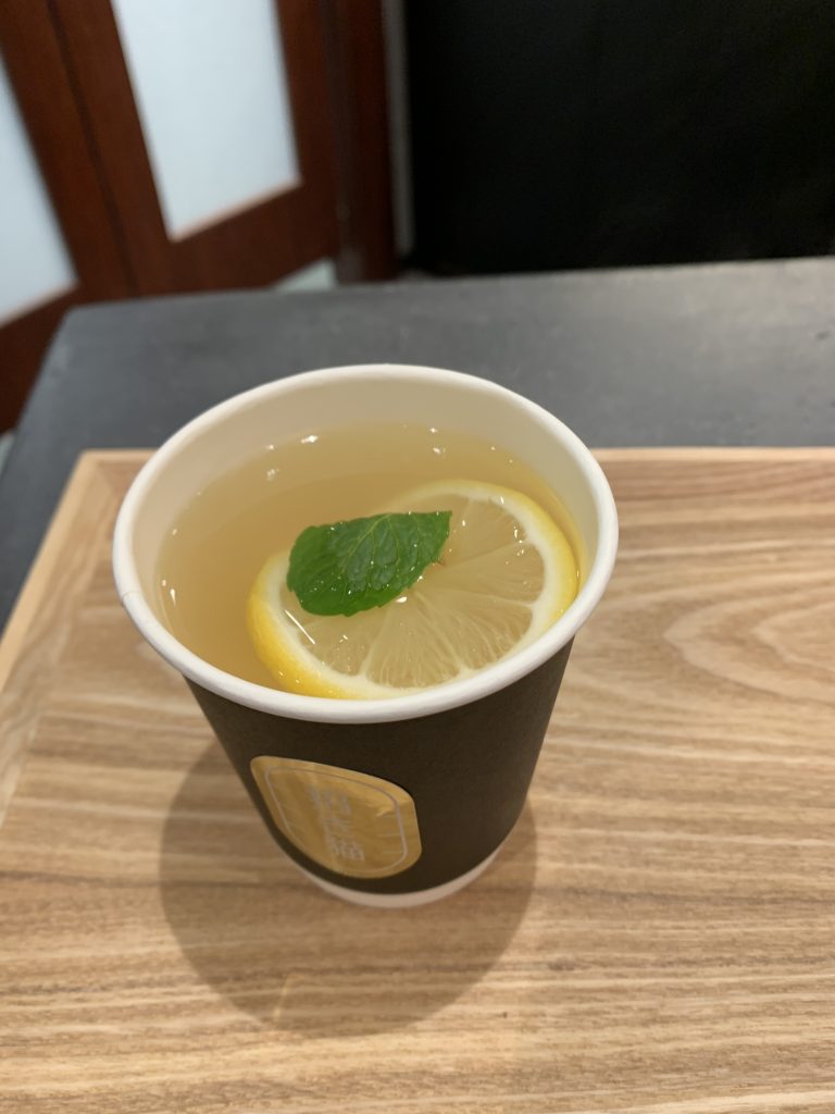 抹茶シェイクとジンジャーエール