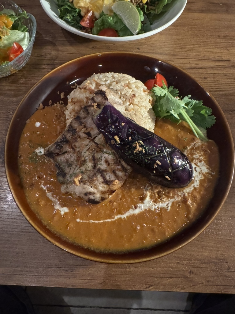 Dogberryの特製カレーとカフェラテ