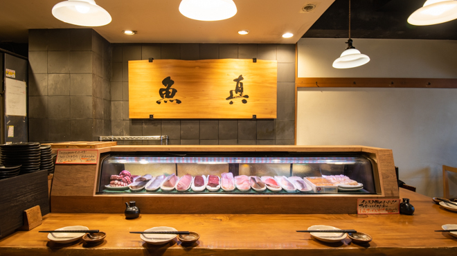 新宿 居酒屋 魚料理 デート 女子会 魚真 店内